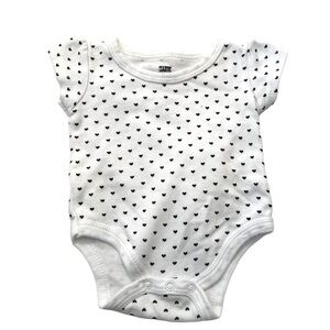HRX Bodysuit White Black Hearts
